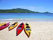 Kayak_on_Beach_0579.jpg